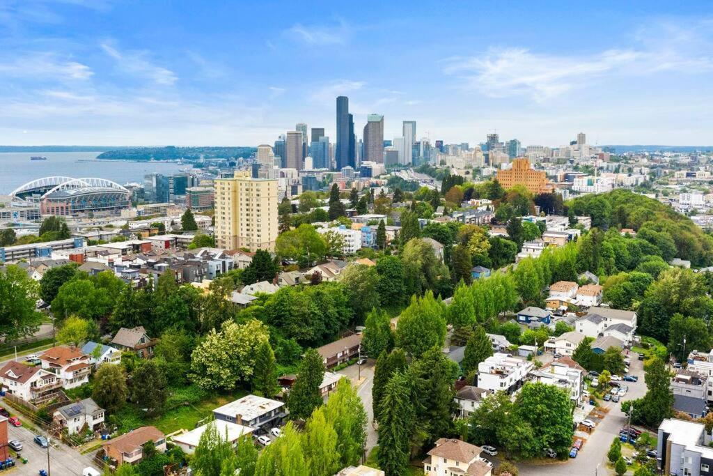 Hillside In Seattle - Updated And Well Appointed. Zewnętrze zdjęcie